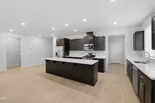 2499 NW 23rd Loop S, Redmond, OR 97756 - Photo 6