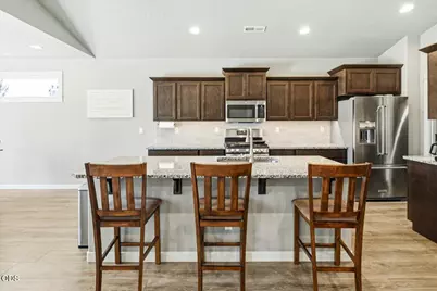 1734 NW Upas Place, Redmond, OR 97756 - Photo 14
