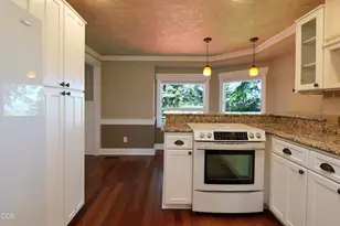 76 Monterey Dr, Medford, OR 97504 - Photo 22