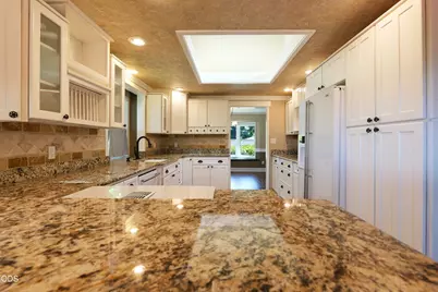 76 Monterey Drive, Medford, OR 97504 - Photo 24