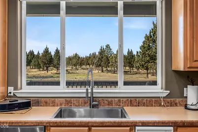 11855 SW Meadows Lane, Culver, OR 97734 - Photo 12