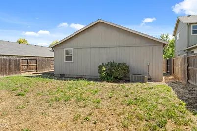 1466 Clearsprings Drive, Medford, OR 97501 - Photo 30