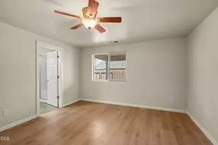 1466 Clearsprings Dr, Medford, OR 97501 - Photo 16