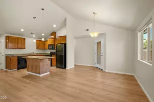 1466 Clearsprings Dr, Medford, OR 97501 - Photo 14