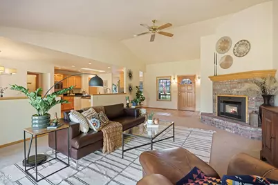 21044 Desert Woods Drive, Bend, OR 97702 - Photo 14