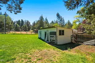 63825 Scenic Dr, Bend, OR 97703 - Photo 36
