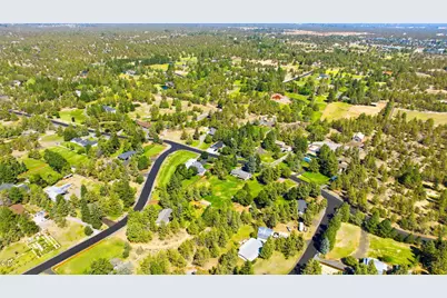 63825 Scenic Drive, Bend, OR 97703 - Photo 52