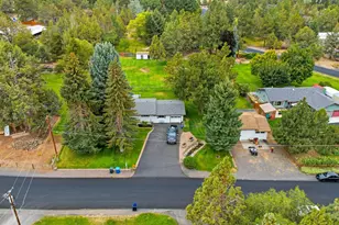 63825 Scenic Dr, Bend, OR 97703 - Photo 68