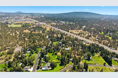 63825 Scenic Drive, Bend, OR 97703 - Photo 50