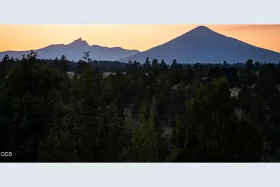 17771 Warrin Road, Sisters, OR 97759 - Photo 96