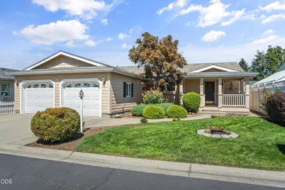 351 Orth Drive # 14, Central Point, OR 97502 - Photo 1