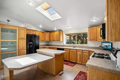 351 Orth Drive # 14, Central Point, OR 97502 - Photo 14