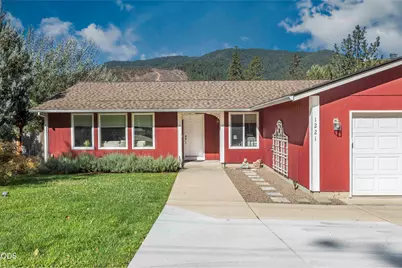 1221 E Evans Creek Road, Rogue River, OR 97537 - Photo 2