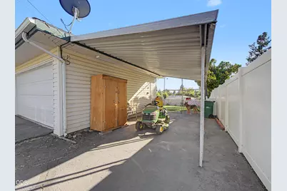 1764 Chinchalla Way, Klamath Falls, OR 97603 - Photo 4