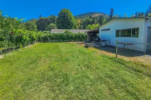 1662 Mt Baldy Rd, Grants Pass, OR 97527 - Photo 28