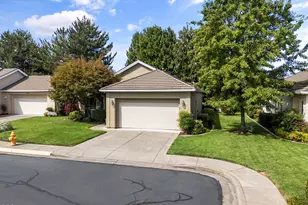 706 Summerwood Dr, Medford, OR 97504 - Photo 30
