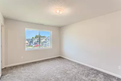63110 NE Henningsen Pl, Bend, OR 97701 - Photo 10