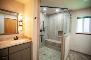 1511 Hubbard Ln, Grants Pass, OR 97527 - Photo 8
