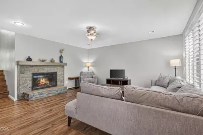 373 Iowa Street, Ashland, OR 97520 - Photo 4