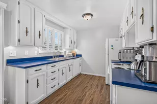 373 Iowa St, Ashland, OR 97520 - Photo 24