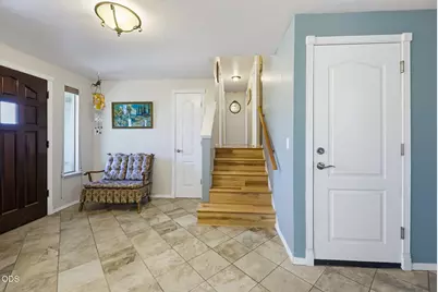 811 NE Oregon Avenue, Grants Pass, OR 97526 - Photo 4