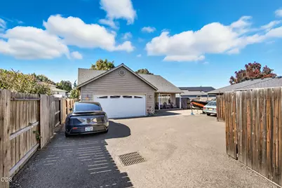 2825 Duell Avenue, Medford, OR 97501 - Photo 32