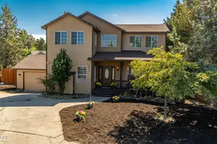 2069 NE Hollowtree Ln, Bend, OR 97701 - Photo 2