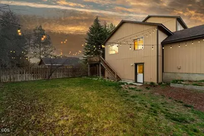2069 NE Hollow Tree Lane, Bend, OR 97701 - Photo 34