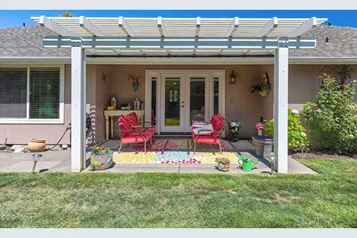2713 SW Trinity Way, Grants Pass, OR 97527 - Photo 32
