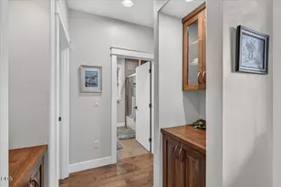 4023 Crystal Springs Dr, Medford, OR 97504 - Photo 28