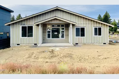 351 E Diamond Peak Avenue, Sisters, OR 97759 - Photo 14
