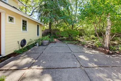 235 Gibson Street, Talent, OR 97540 - Photo 46