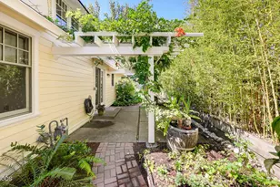 235 Gibson St, Talent, OR 97540 - Photo 10