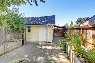 235 Gibson St, Talent, OR 97540 - Photo 36