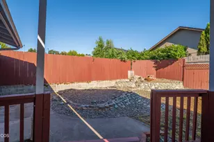 776 NW Carol Dr, Grants Pass, OR 97526 - Photo 32
