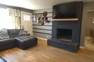 575 Bush St, Central Point, OR 97502 - Photo 8