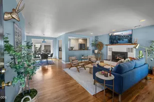 647 NE Lafayette Ave, Bend, OR 97701 - Photo 4