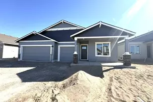 4082 SW Pumice Ave, Redmond, OR 97756 - Photo 2