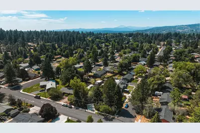 2245 NE Shepard Road, Bend, OR 97701 - Photo 36