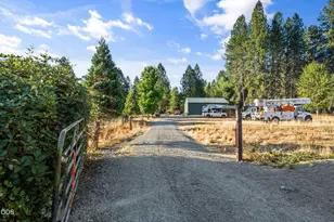 805 Minthorne Rd, Rogue River, OR 97537 - Photo 26