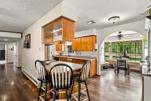805 Minthorne Rd, Rogue River, OR 97537 - Photo 8