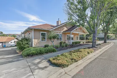 761 Nepenthe Road, Ashland, OR 97520 - Photo 32