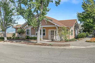 761 Nepenthe Rd, Ashland, OR 97520 - Photo 2