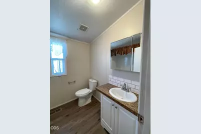 411 Teakwood Drive, Grants Pass, OR 97526 - Photo 10