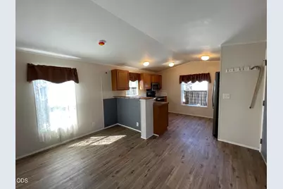 411 Teakwood Drive, Grants Pass, OR 97526 - Photo 14