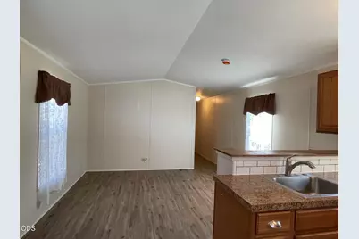 411 Teakwood Drive, Grants Pass, OR 97526 - Photo 4