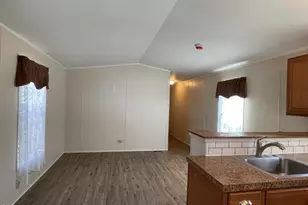 411 Teakwood Dr, Grants Pass, OR 97526 - Photo 4