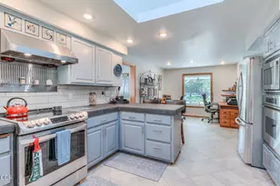 55471 Richard Way, Bend, OR 97707 - Photo 4