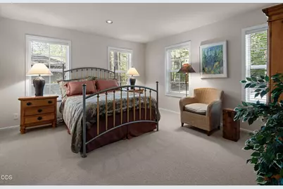 61866 Bunker Hill Court, Bend, OR 97702 - Photo 30
