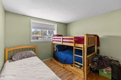 1070 N Ross Lane N, Medford, OR 97501 - Photo 14